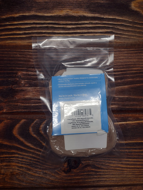 Lily's Nude Pantyhose from the 'Lily-in-Ginsi' Session