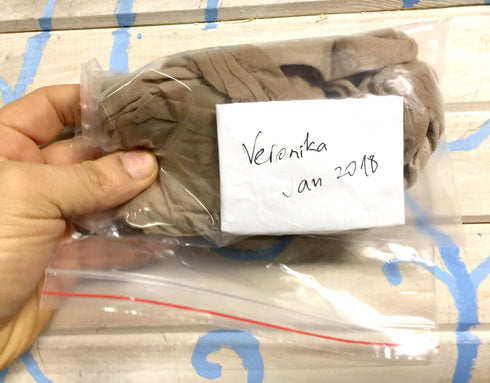 PANTYHOSE of VERONIKA 2018-02(2) L'EGGS SILKEN MIST