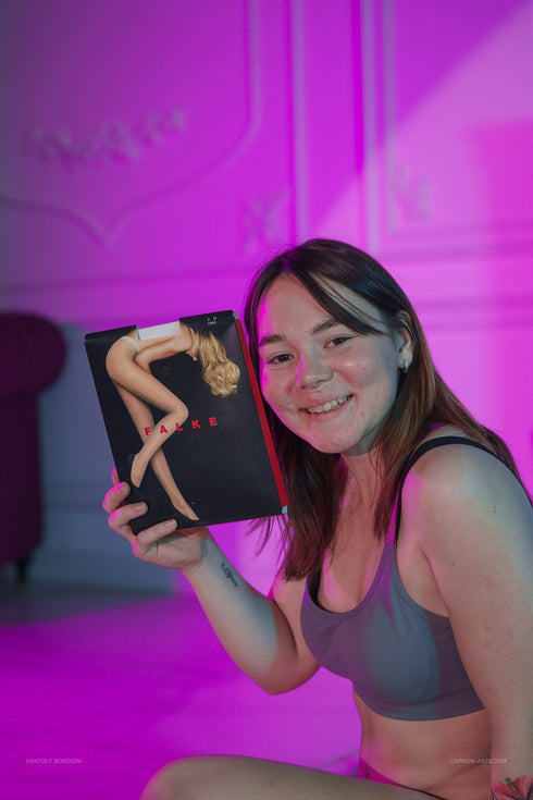 Al Soi’s Fishnet Pantyhose FALKE from 2021-11(1)